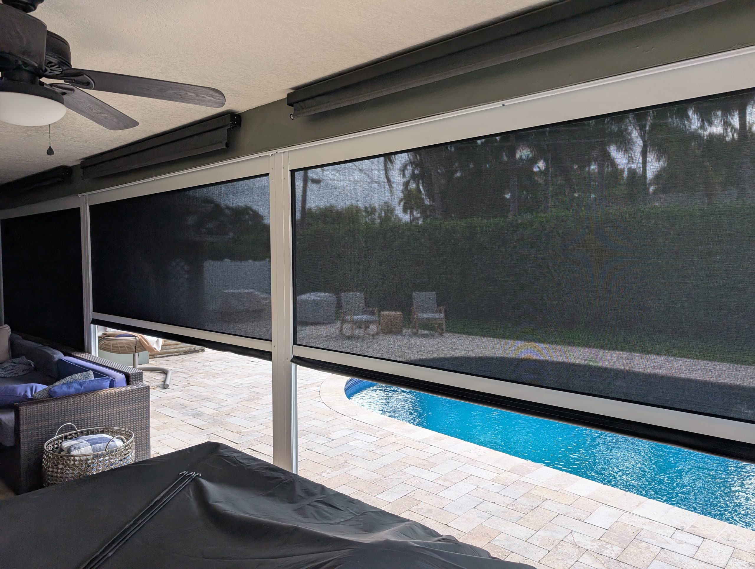 Retractable Awning vs. Motorized Patio Screen: Which Is Right for Your Space?